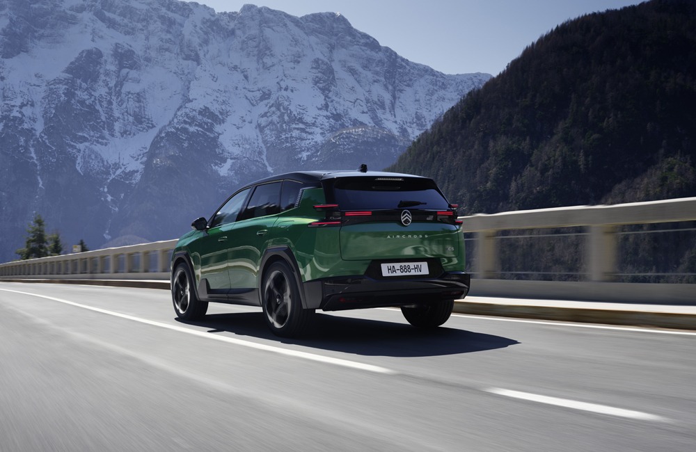 autonomia do Citroën C5 Aircross hibrido supera os 950 km