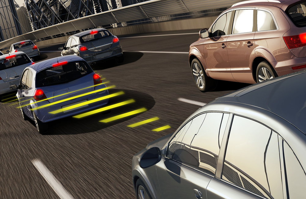 Técnicas de condução defensiva - a distância de segurança para travar o carro é essencial para reduzir o risco de colisões. Como técnica de condução defensiva aumente as distâncias para os outros carros quando conduz a velocidades mais altas.