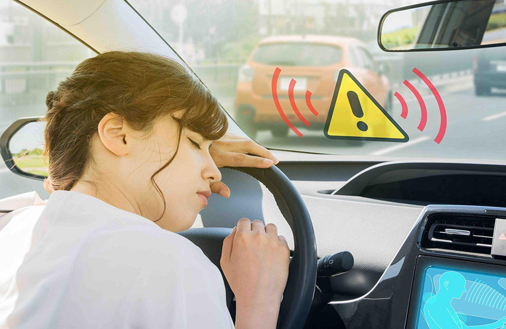 Técnicas de condução defensiva - não conduzir com fadiga extrema e fazer pausas frequentes reduz o risco de distrações e de adormecer ao volante