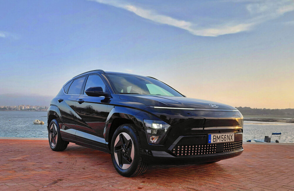 Hyundai Kauai EV Tres Quartos Frente Teste Hyundai Kauai EV