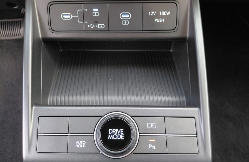 carregamento-smartphone--Hyundai-Kauai-EV carregamento smartphone Hyundai Kauai EV