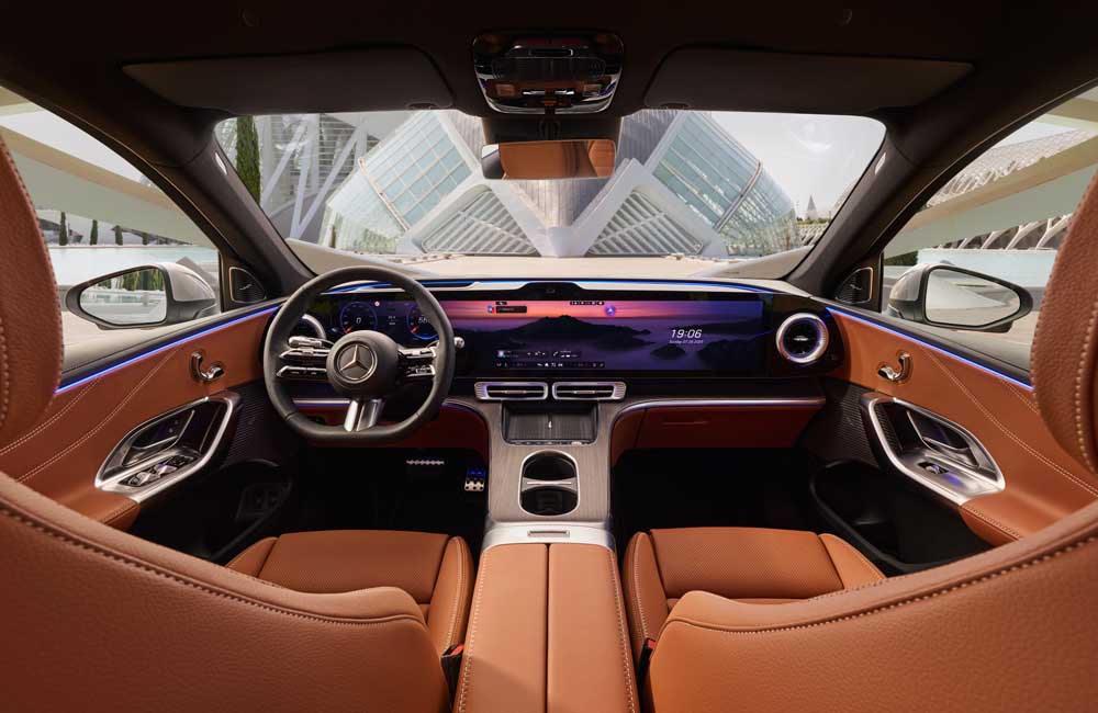 Mercedes-GLC-Elétrico-Tabliet-Total-2