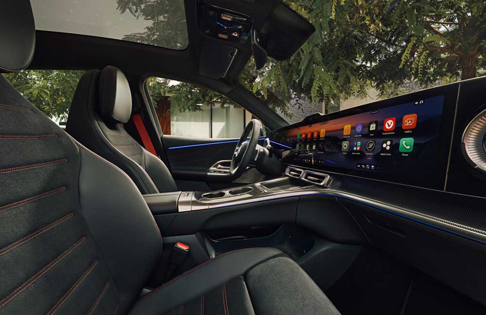 Mercedes-GLC-Elétrico-Tabliet-Visto-de-Lado