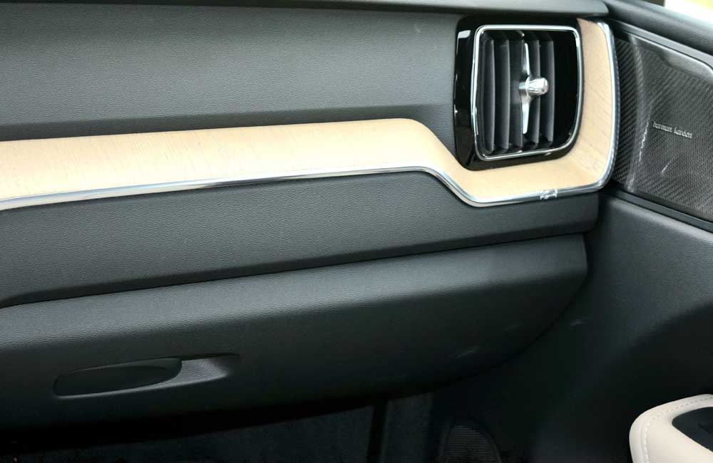 Volvo-XC-60-madeira